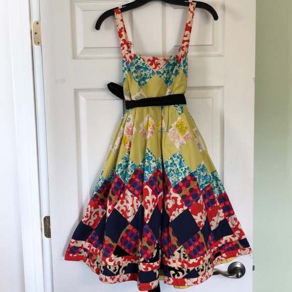Maeve Dresses & Skirts - Maeve dress size 6